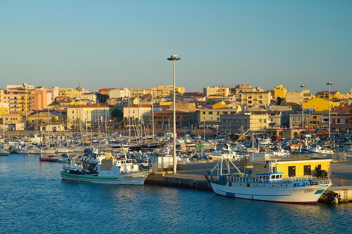 Sperry'S House Porto Torres Apartment Ngoại thất bức ảnh